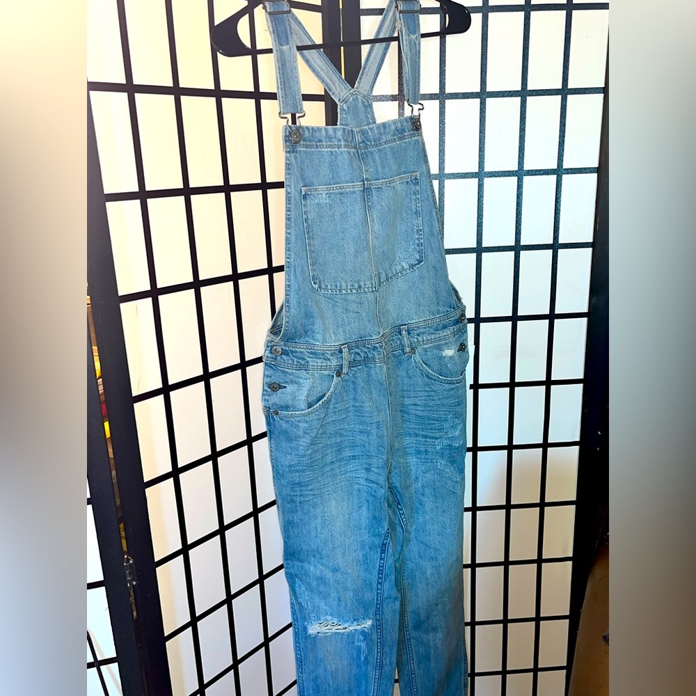 Super cute overalls